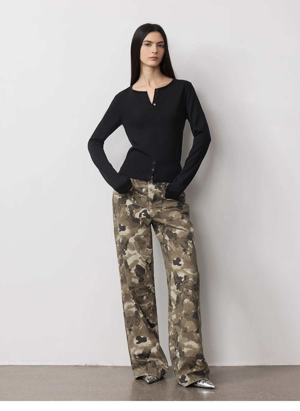 "Camouflage Charm " Cool, Trendy, Unique, and Personalized Original Camouflage Print Washed Loose Straight-Leg Denim Jea