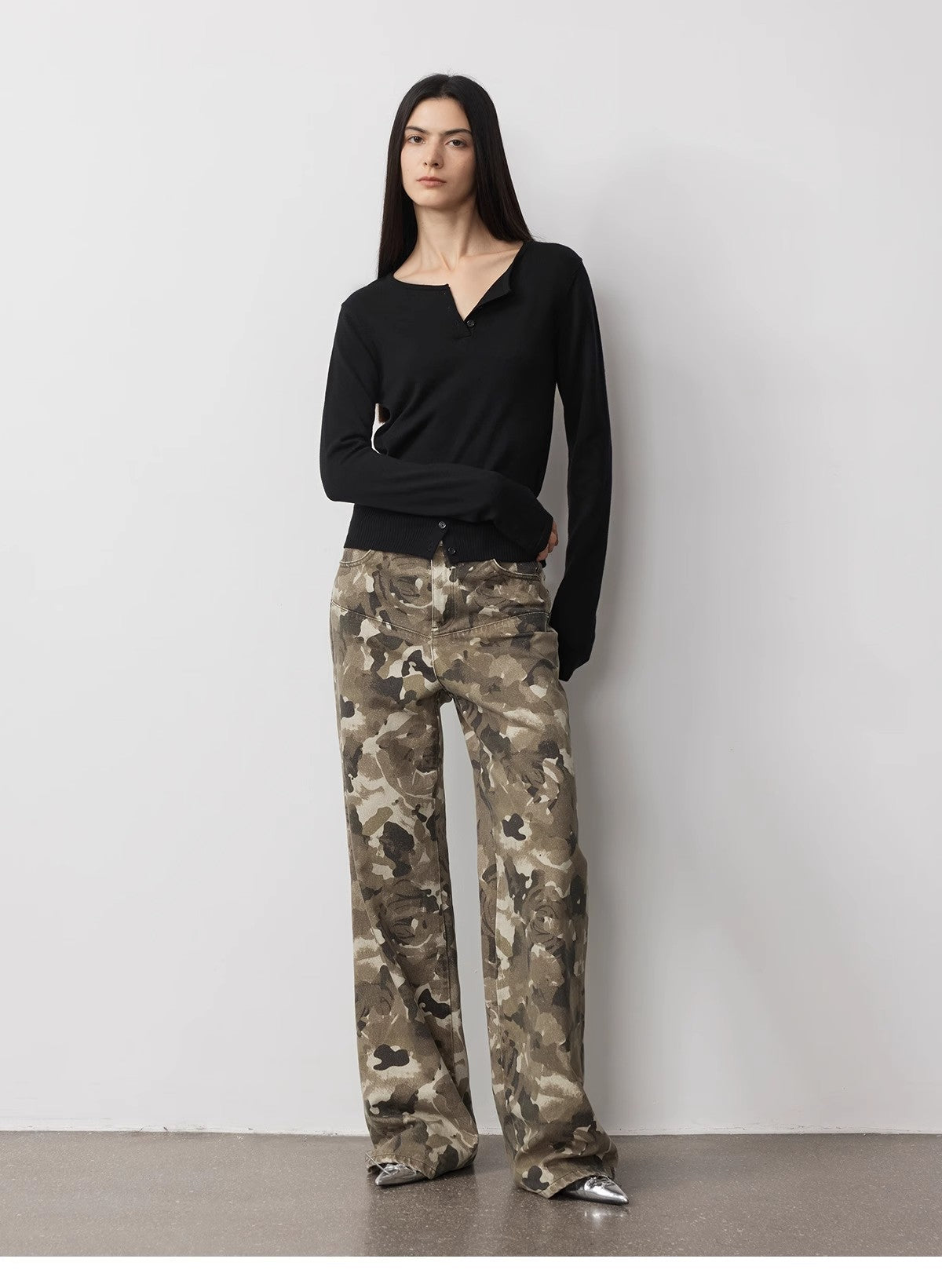 "Camouflage Charm " Cool, Trendy, Unique, and Personalized Original Camouflage Print Washed Loose Straight-Leg Denim Jea