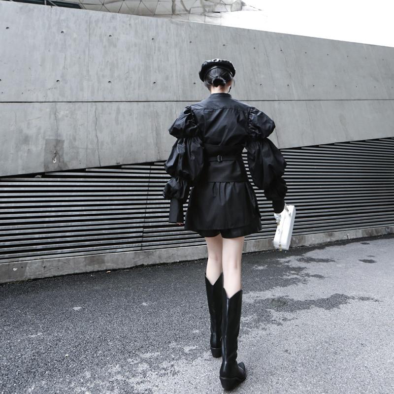 Akino High-Waisted Button Front Vest in Black