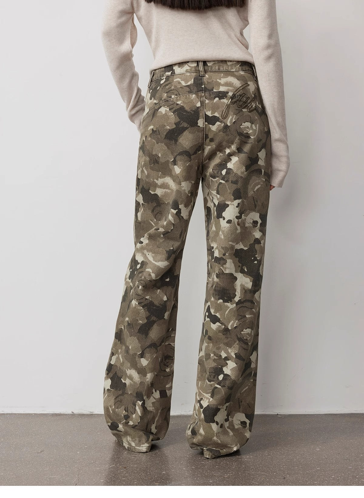 "Camouflage Charm " Cool, Trendy, Unique, and Personalized Original Camouflage Print Washed Loose Straight-Leg Denim Jea