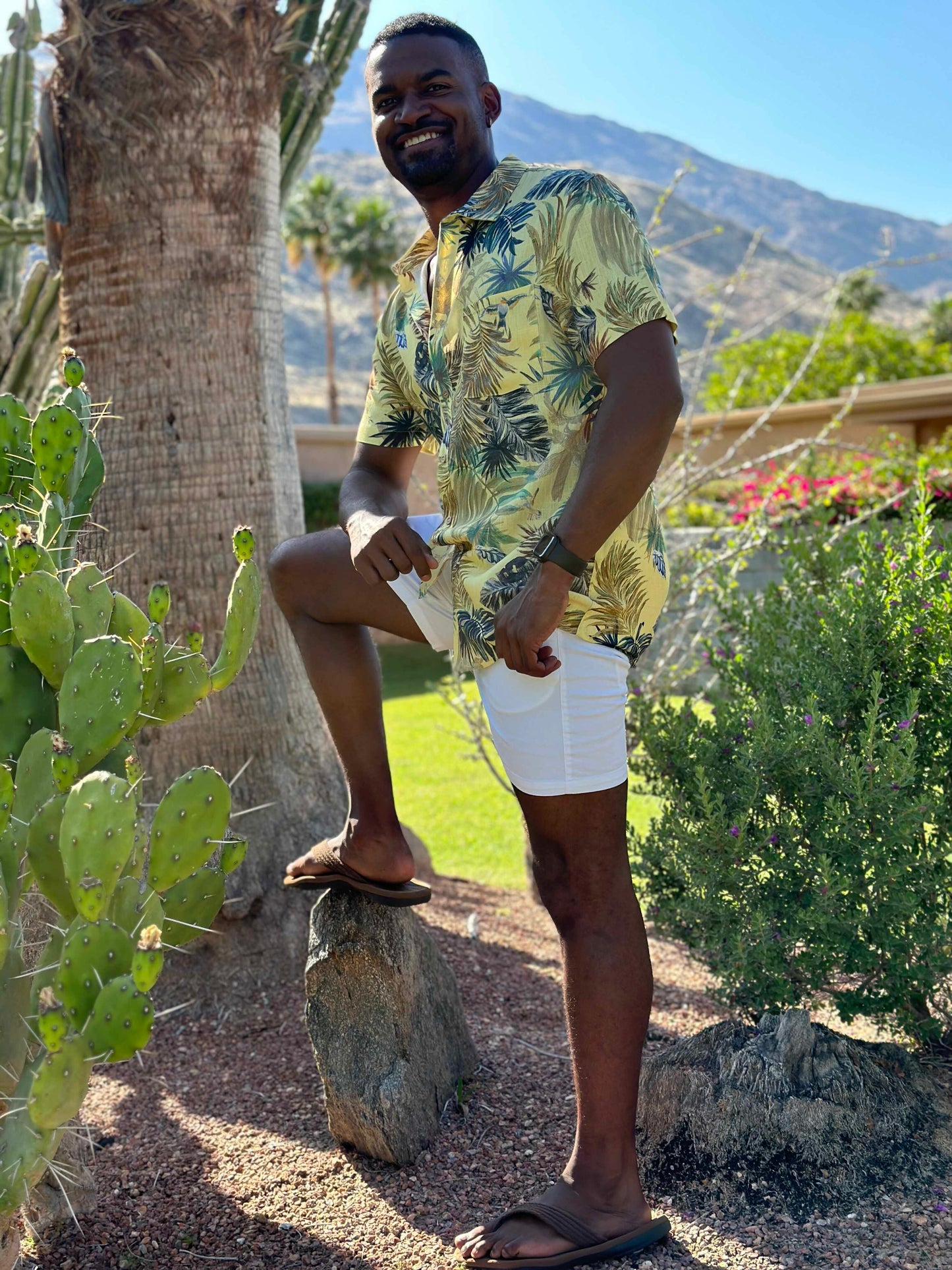 The Bora Bora Perfect Cut Short Sleeve Button-Down Shirt