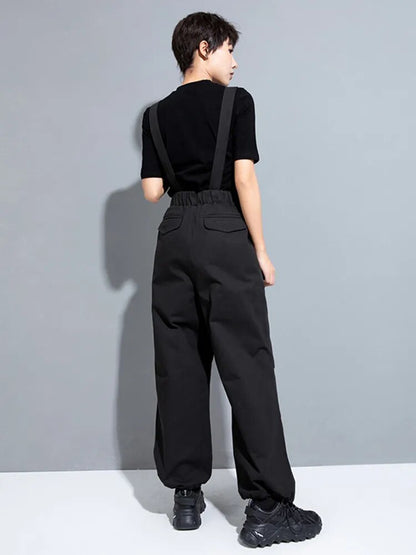 Step up your streetwear game with the Reetro Puff Overalls.